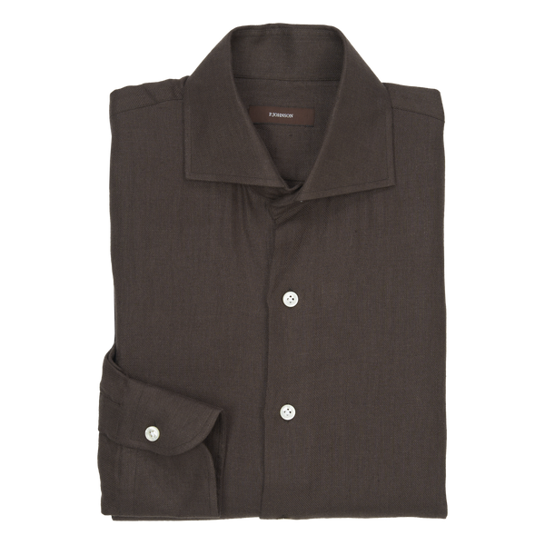 P. Johnson Shirt in Dark Brown Linen Twill with Cutaway Collar